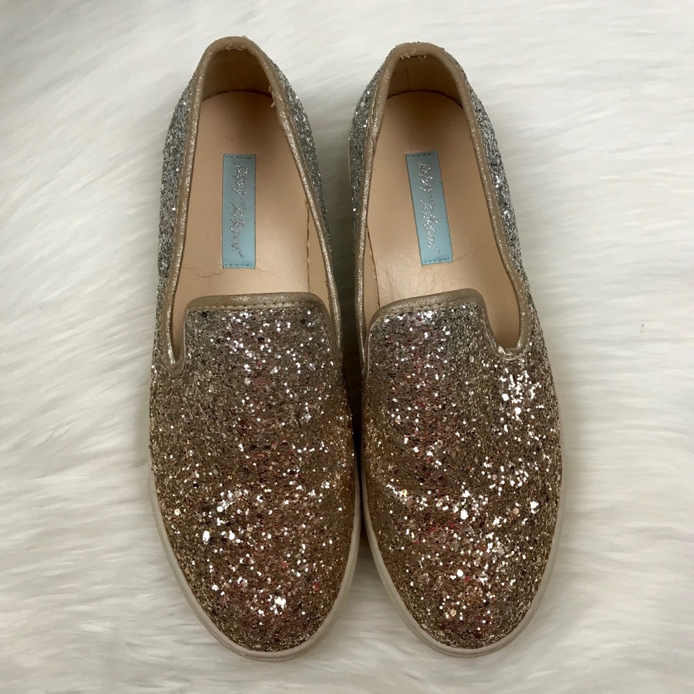 Betsey Johnson Eve Gold Glitter Sneaker Size 9 EUC - Picture 2 of 8